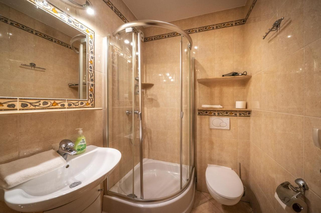 Pod Reglami Apartment Zakopane Bagian luar foto